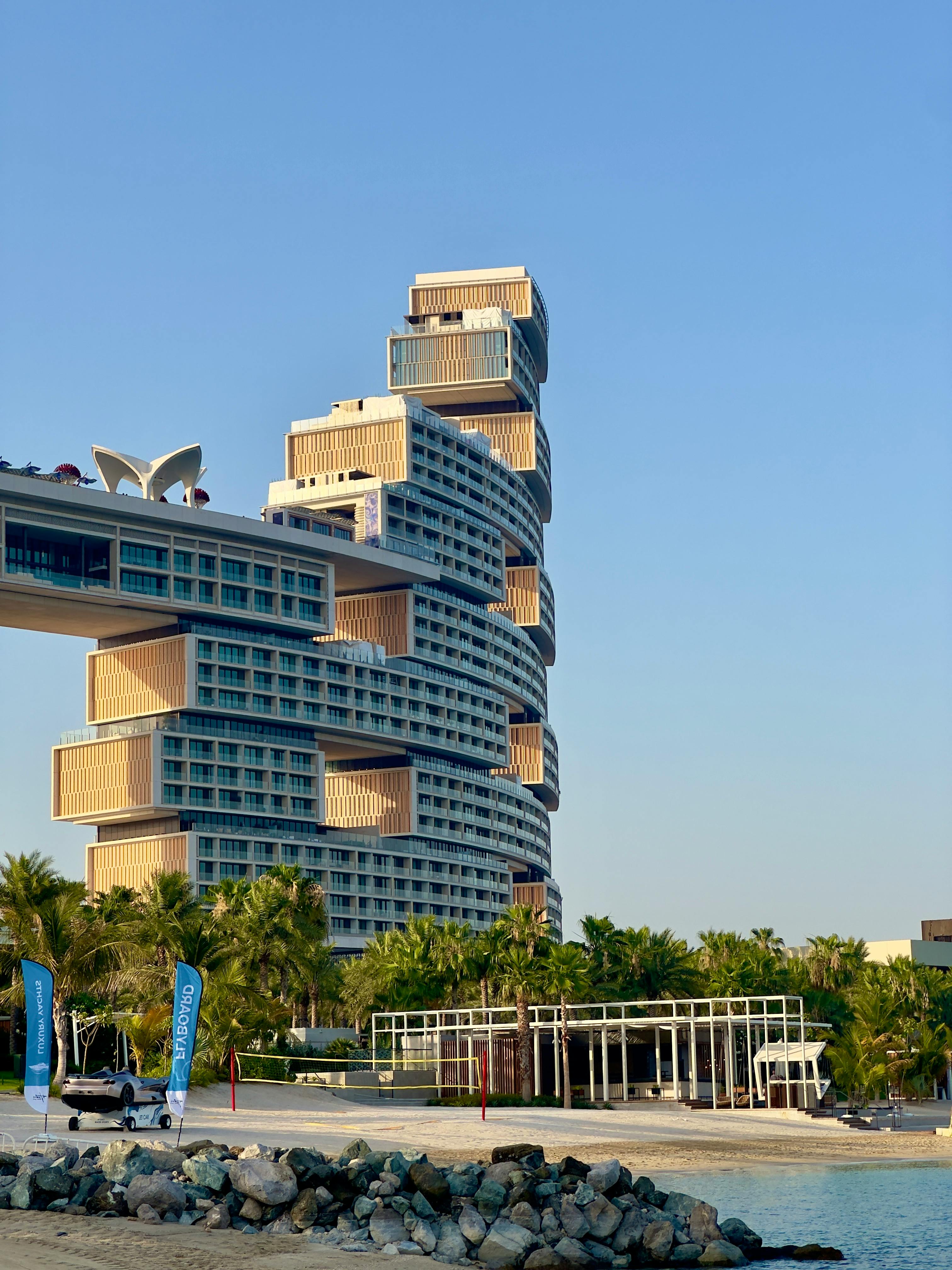 palm jumeirah dubai